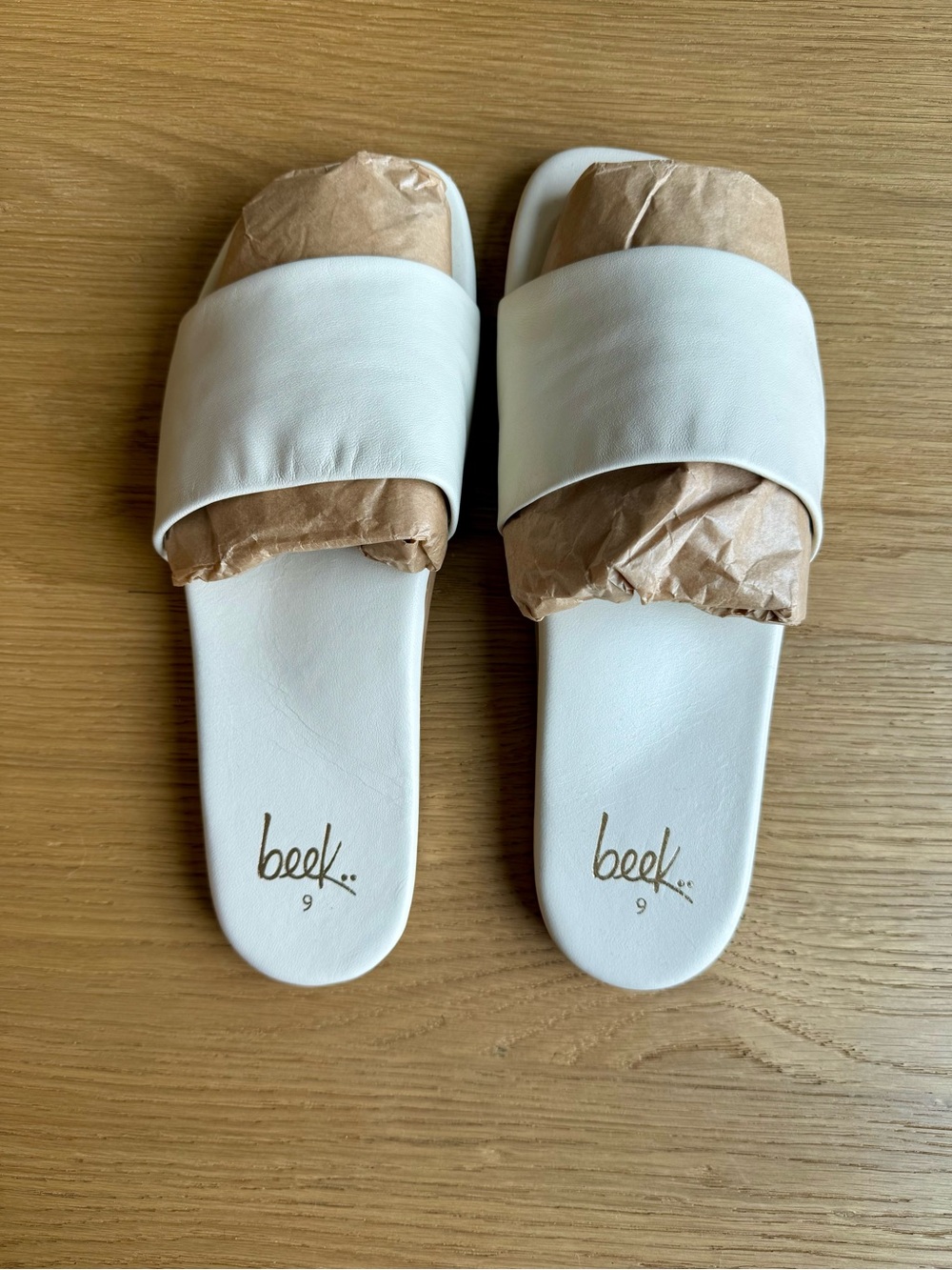 Beek: “Honeybird” Slides - in eggshell, size 9 *NEW* - Picture 7 of 9